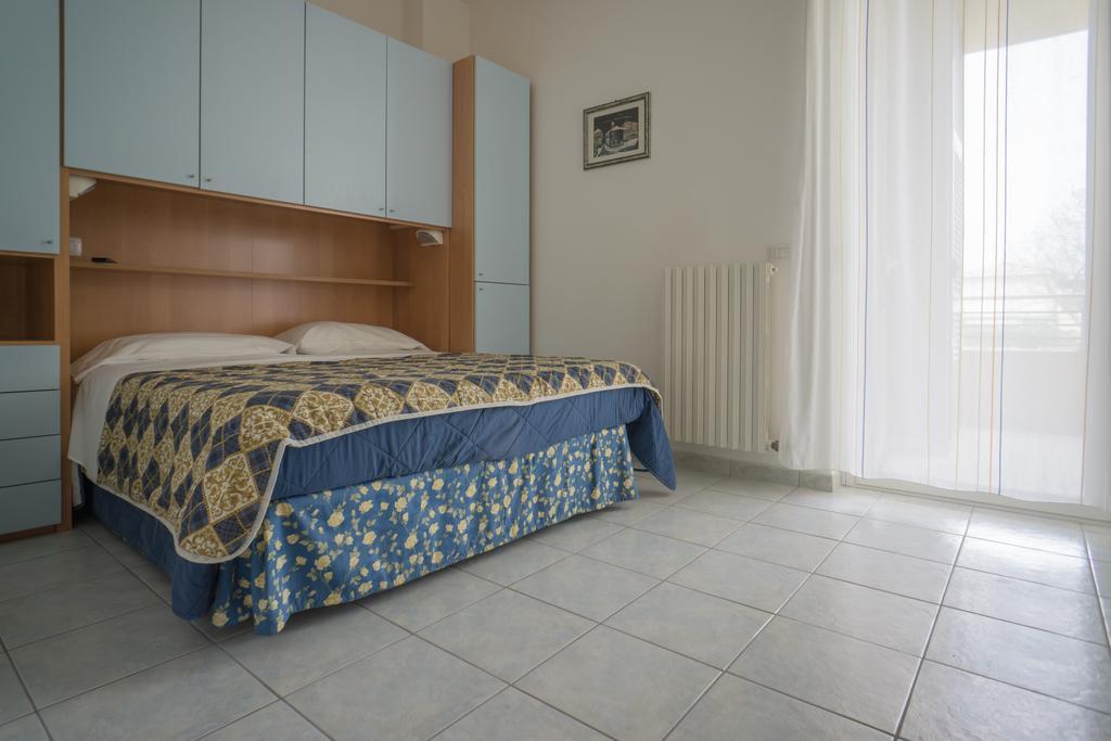 Hotel Residence Il Conero 2 Нумана Экстерьер фото