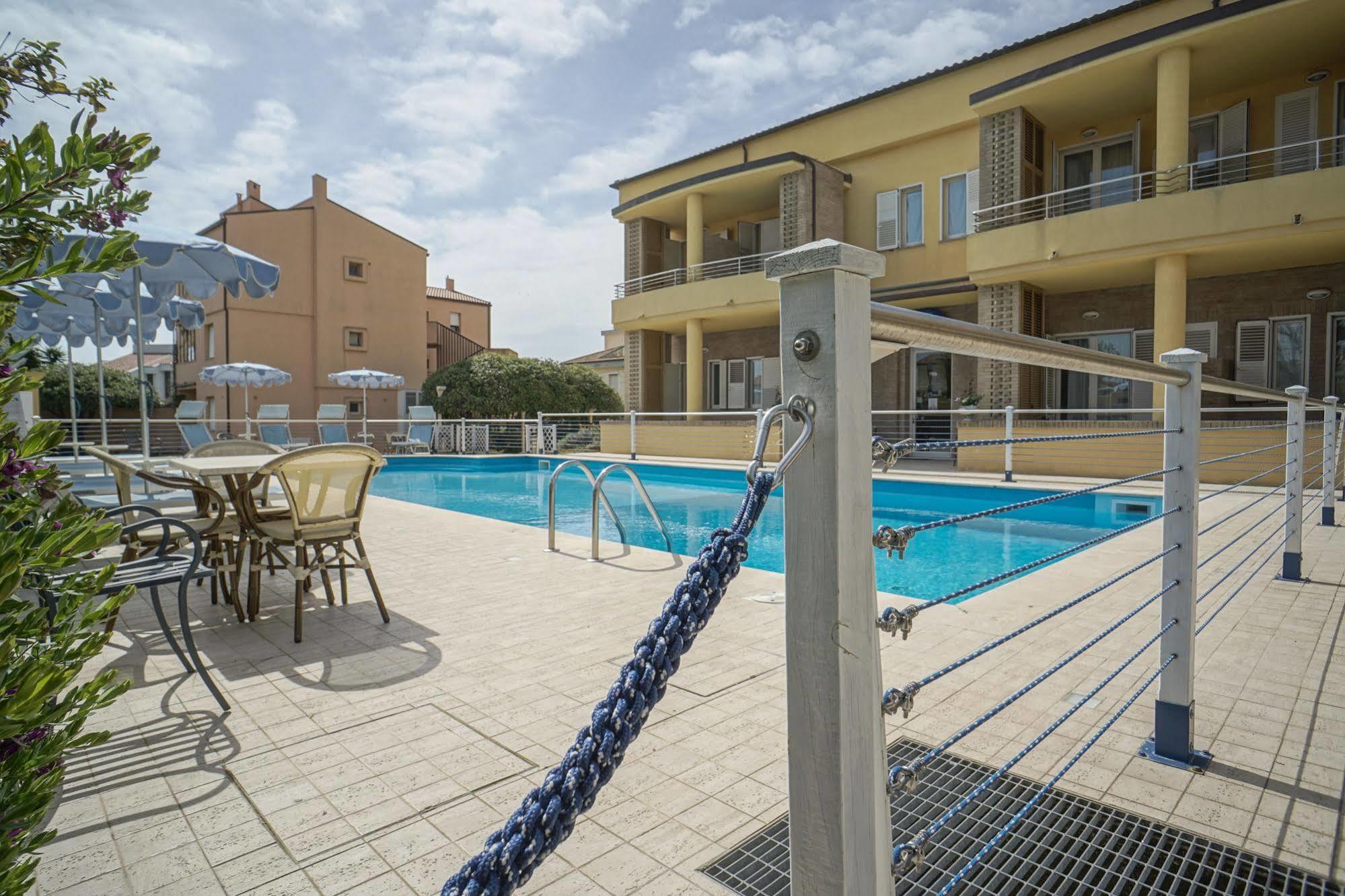 Hotel Residence Il Conero 2 Нумана Экстерьер фото